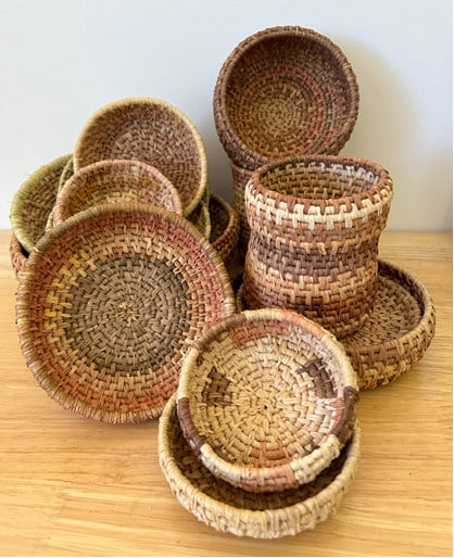 baskets made from raffia